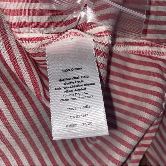 Talbots Top Blouse Womens Large Red Ruffle Neck Pearl Button Shirt Corpcore - Picture 11 of 14